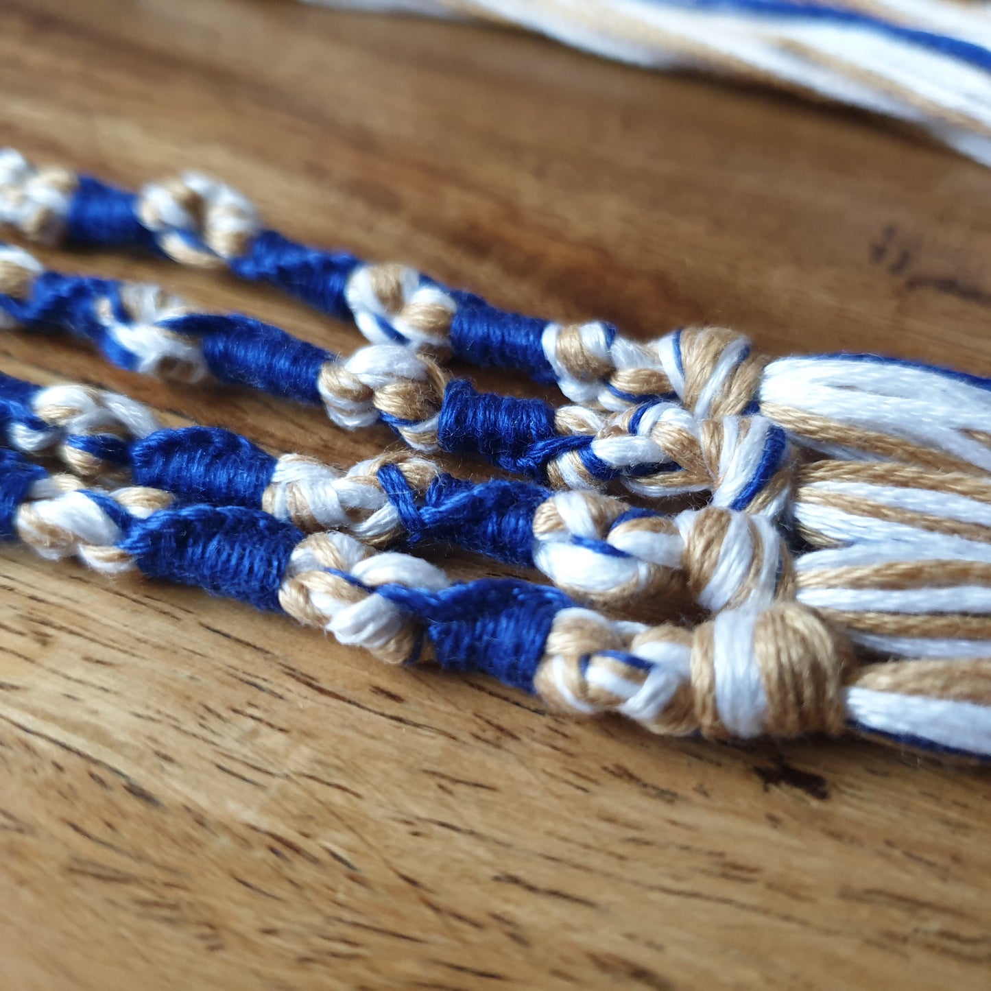 Tzitzit set of 4 - Gold, White & Blue, Knotted YHWH (10-5-6-5), Traditional Tassels, Torah Fringe | FREE DELIVERY