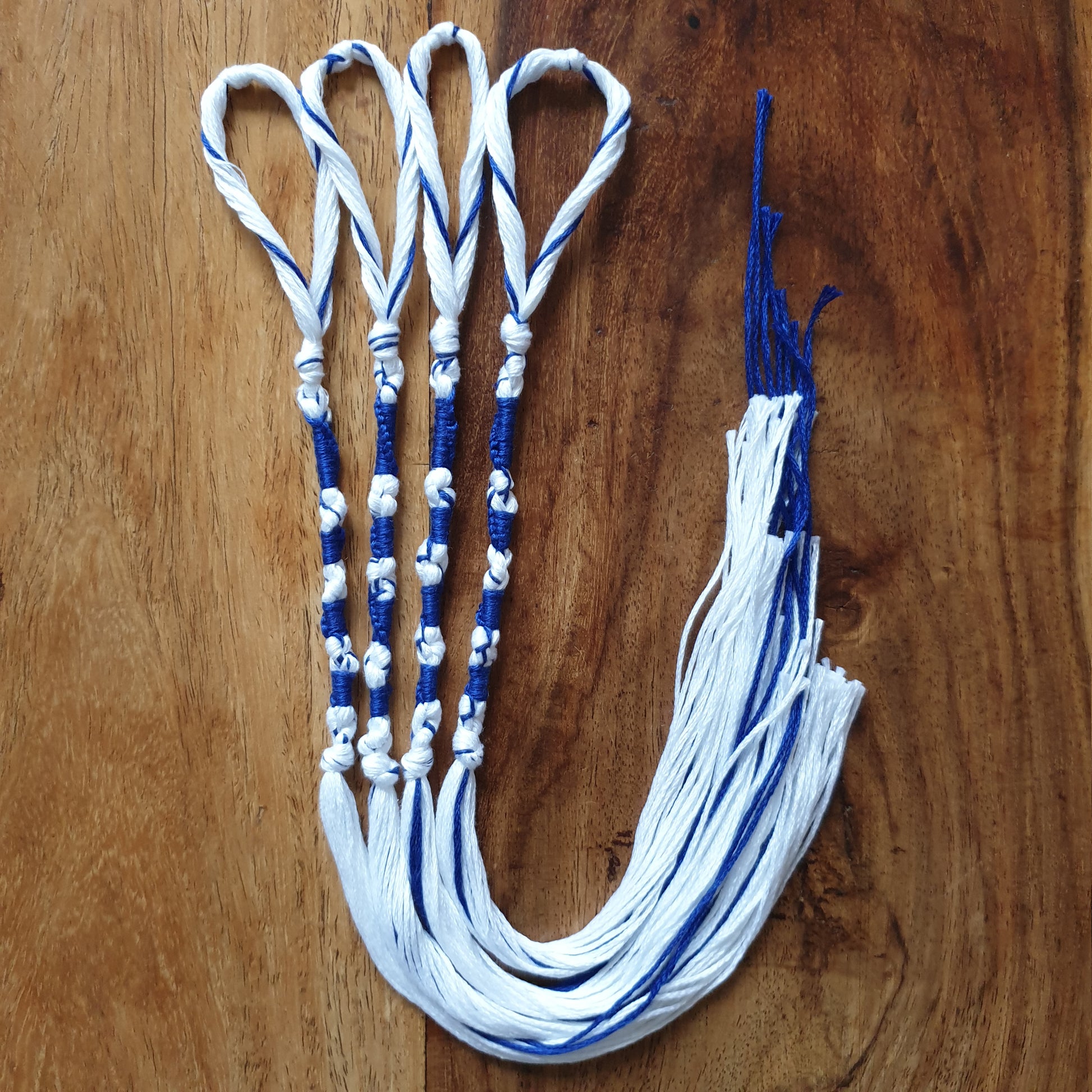 Tzitzit set of 4 - White & Blue, Knotted YHWH (10-5-6-5), Traditional Tassels, Torah Fringe